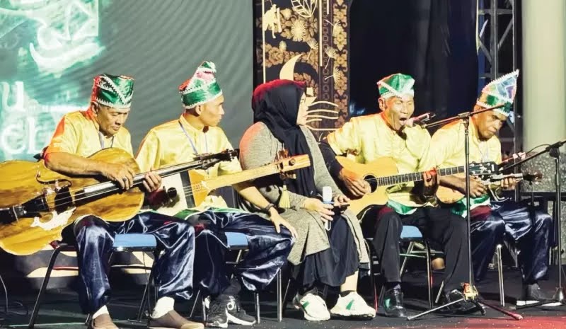 Musik Alahay