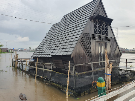 Arsitektur Rumah Lanting