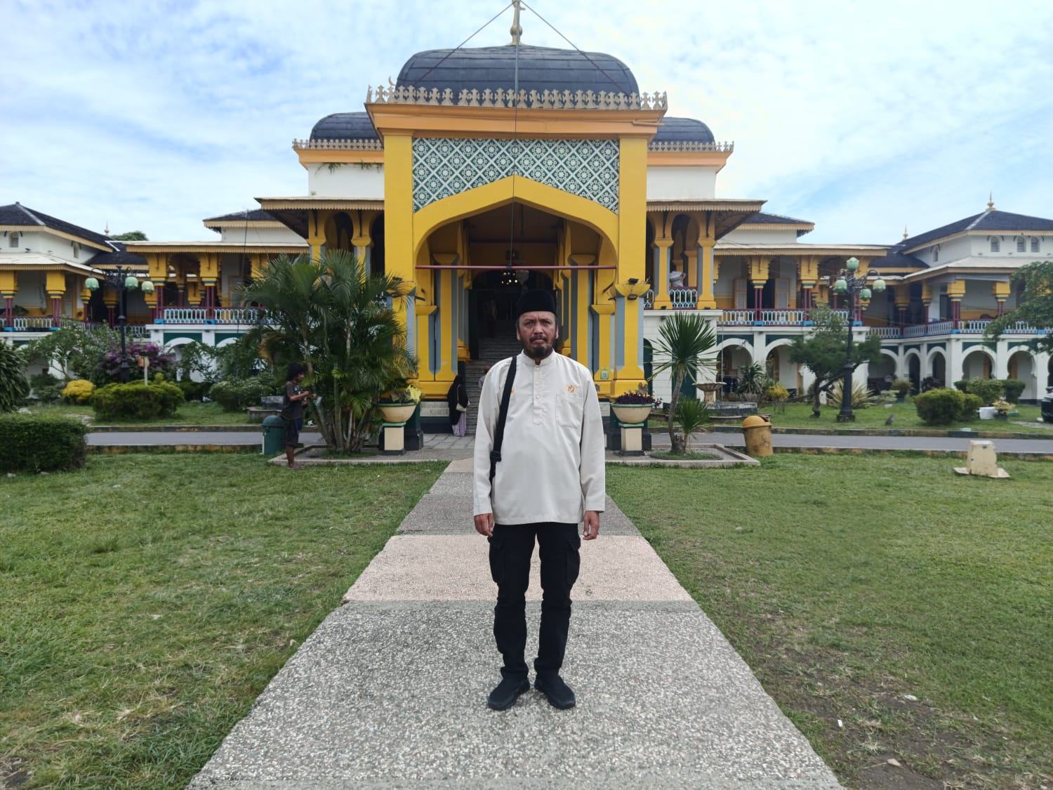 AKHMAD YANI